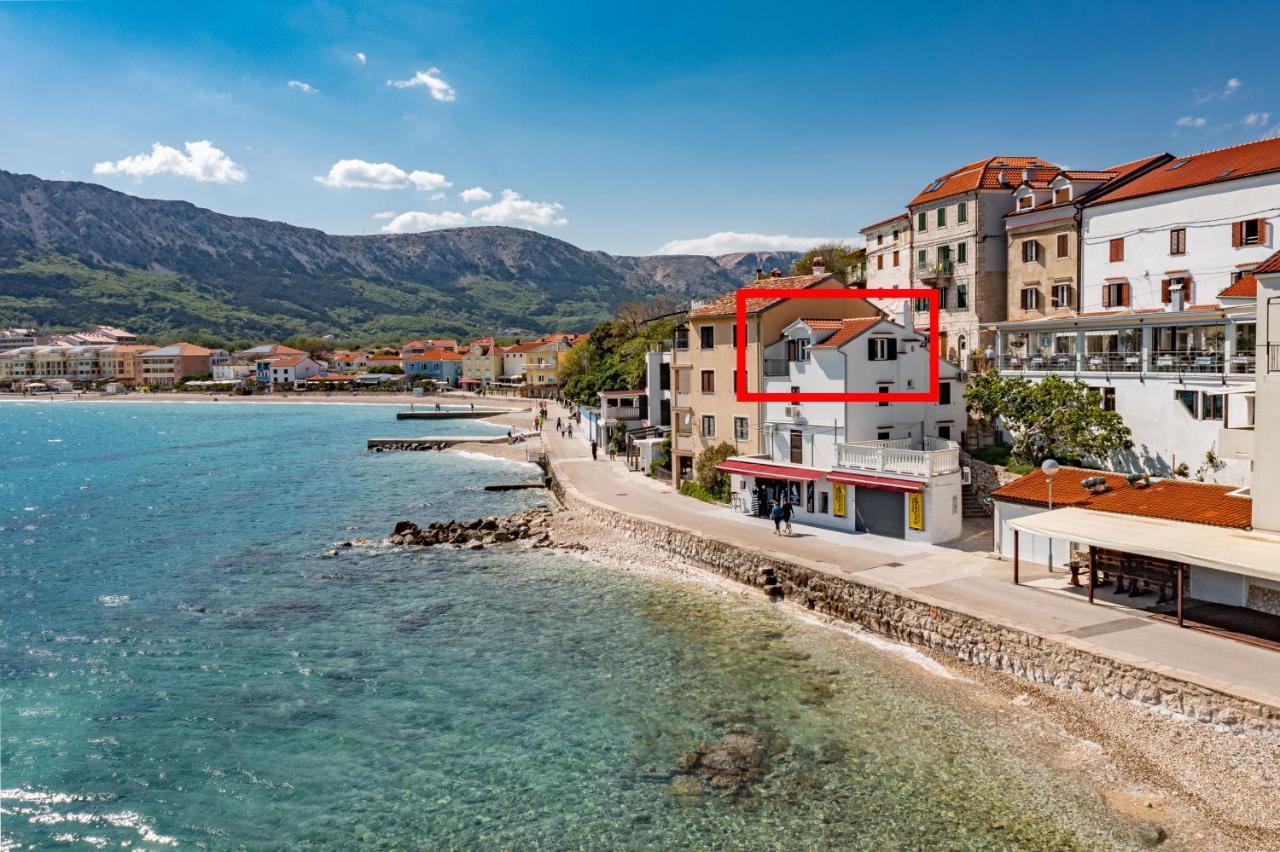 Seafront Baska Apartment Eksteriør billede