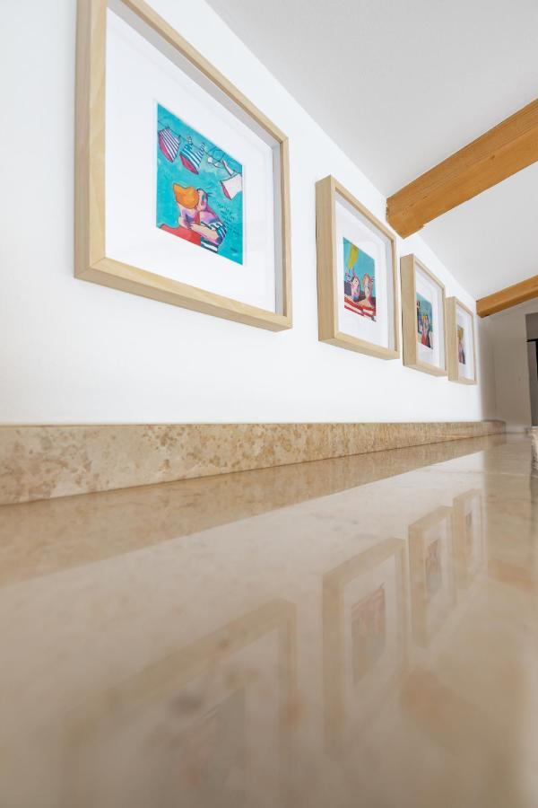 Seafront Baska Apartment Eksteriør billede