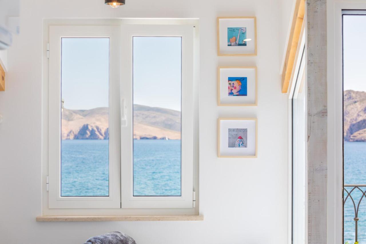 Seafront Baska Apartment Eksteriør billede